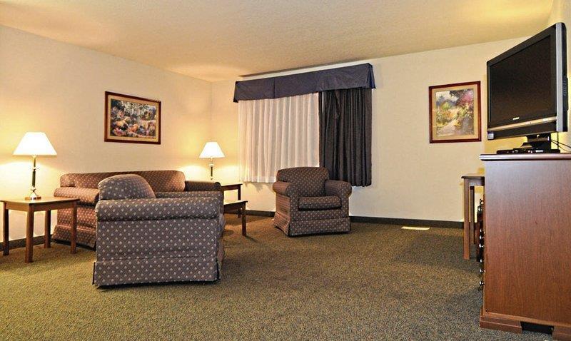 Best Western Fostoria Inn And Suites Habitación foto