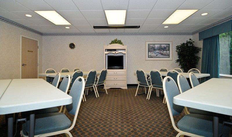 Best Western Fostoria Inn And Suites Restaurante foto